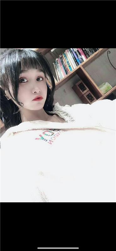 00后小妹妹看上去很清纯