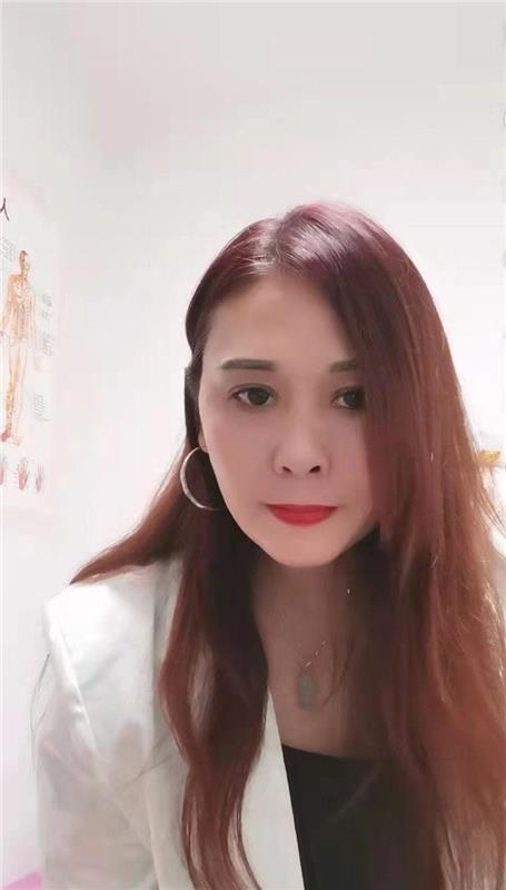 深圳龙华区身材微胖，可以后门的少妇熟女